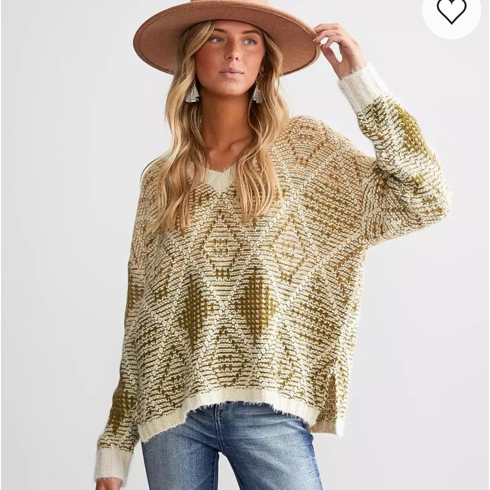 BKE V-Neck Sweater in Cream and Olive - Picture 1 of 3